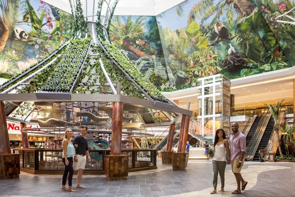 هتل د پالاس اف د لاست سیتی